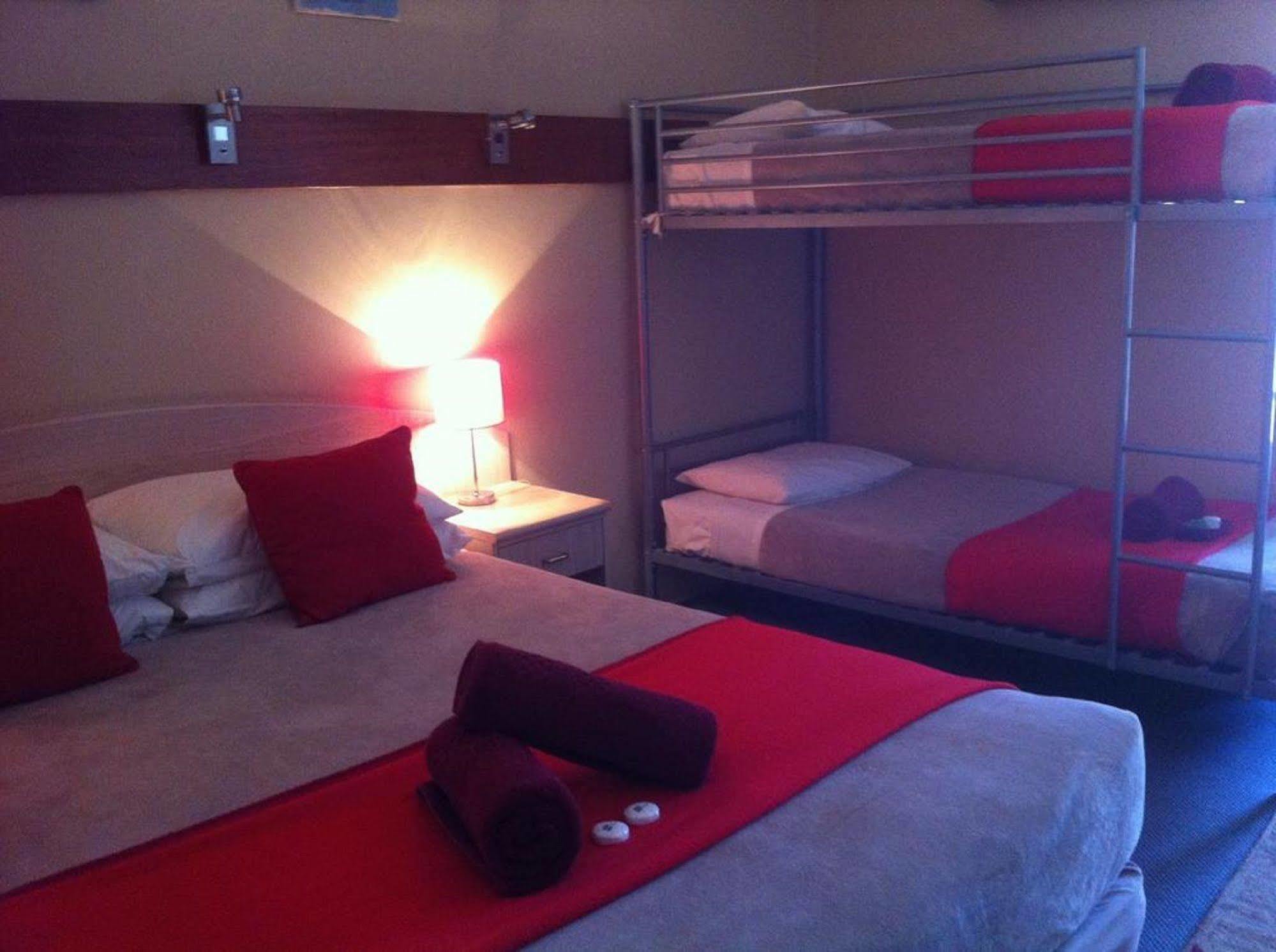 Elsinor Motor 3* Wollongong
