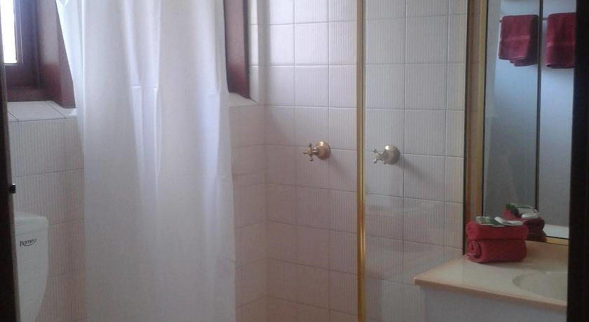 Elsinor Motor Motel 3*